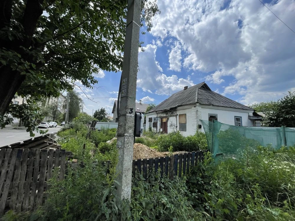 Ціну знижено! Бровари Продаж фасадноі кутовоі ділянки