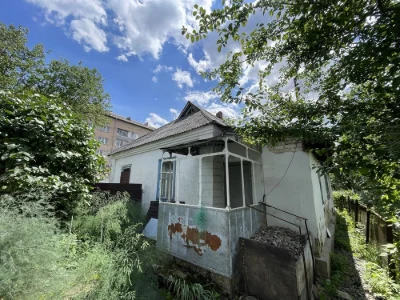 Ціну знижено! Бровари Продаж фасадноі кутовоі ділянки