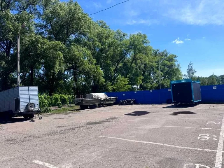 Ділянка. Бровари, Броварської Сотні вул. (Чкалова)