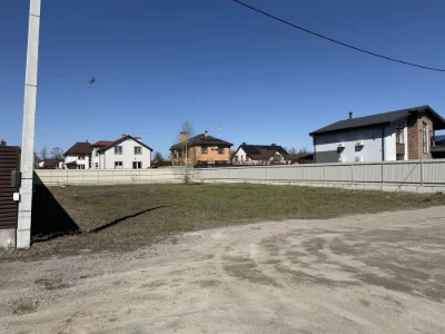 Земельна ділянка у центрі міста, 10 соток, вул. Олега Ольжич