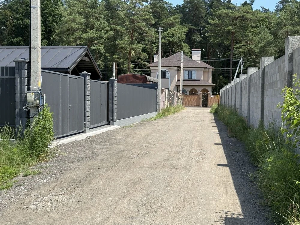 Бровари, Зел.поляна-2, ділянка 12сот. сусіди побудовані з ус