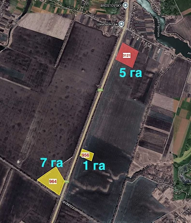 Продаєтся Фасадна земельна ділянка під комерцію вздовж траси