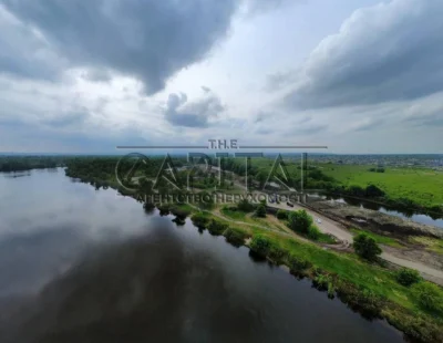Продаж ділянок біля р.Десна, перша лінія води,