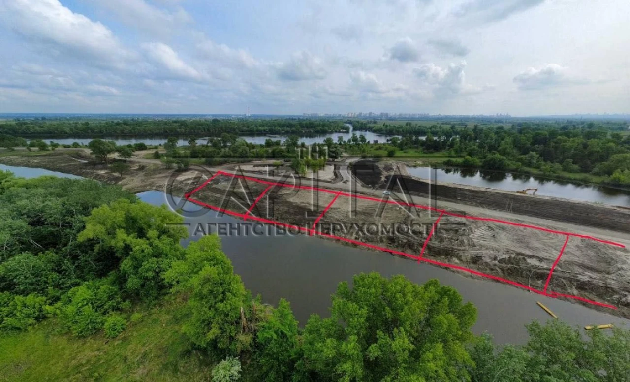 Продаж ділянок біля р.Десна, перша лінія води,