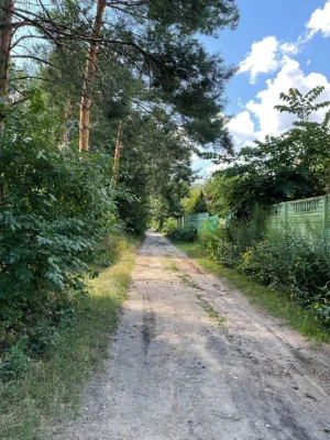 Продам власну земельну ділянку в м. Вишгород в 1-й лініі від