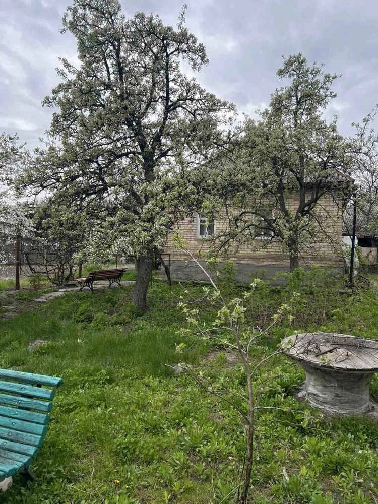 Продам ділянку з будинком в м Вишгород