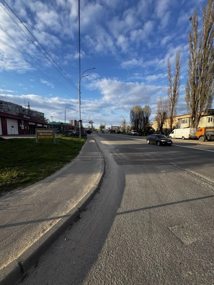 Продам земельну ділянку під комерцію Вишгород