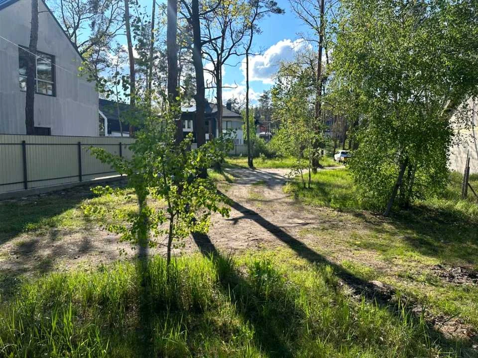 Ділянка. Ірпінь, Лугова вул.