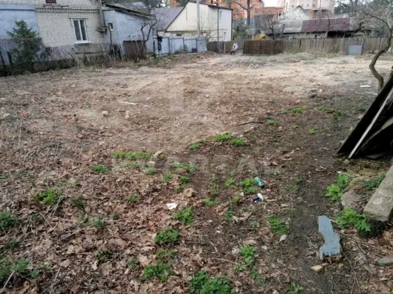 Ділянка. Ірпінь, Матвія Донцова вул.