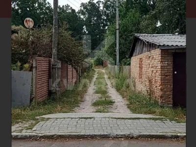 Ділянка. Ірпінь, Матвія Донцова вул.