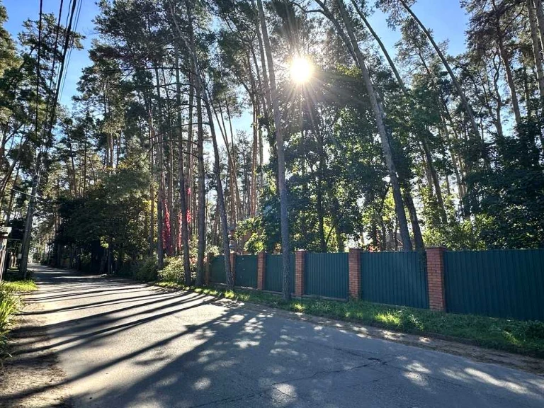 Ділянка. Ірпінь, Покровська вул.