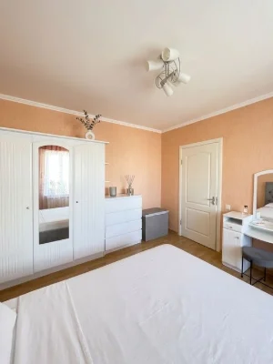 Cozy 3-room apartment in Troyeshchyna (4 Lyskivska St.). 73 m²