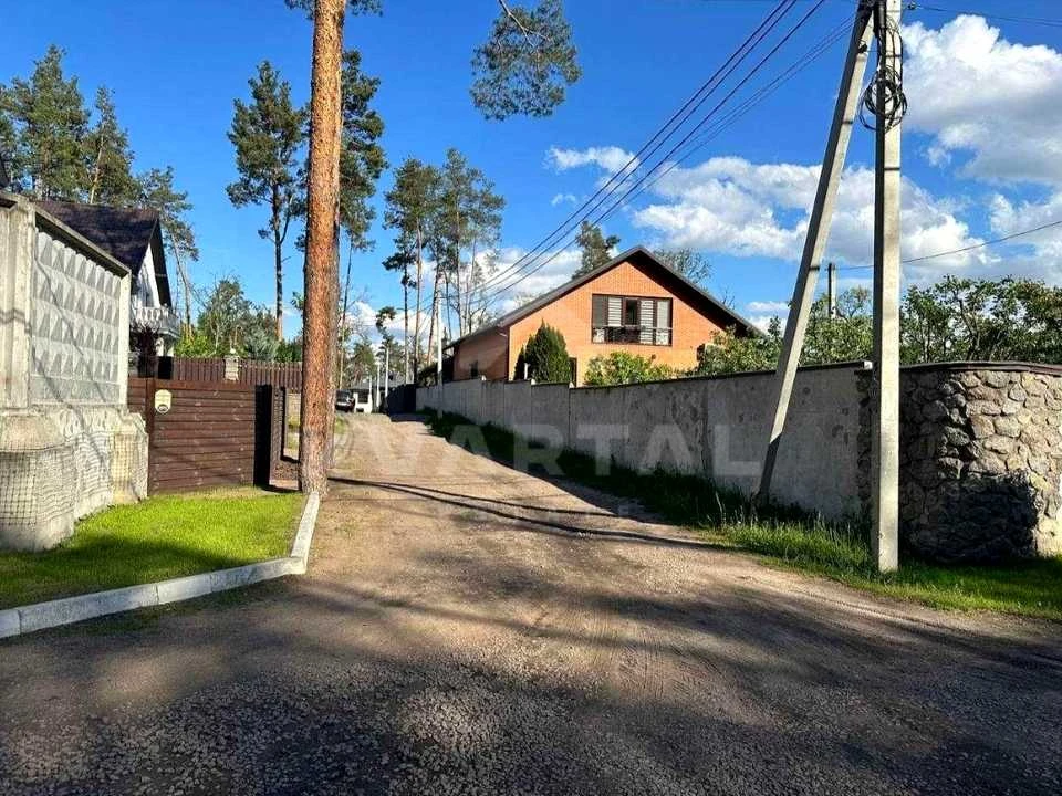 Ділянка. Ірпінь, Лугова вул.