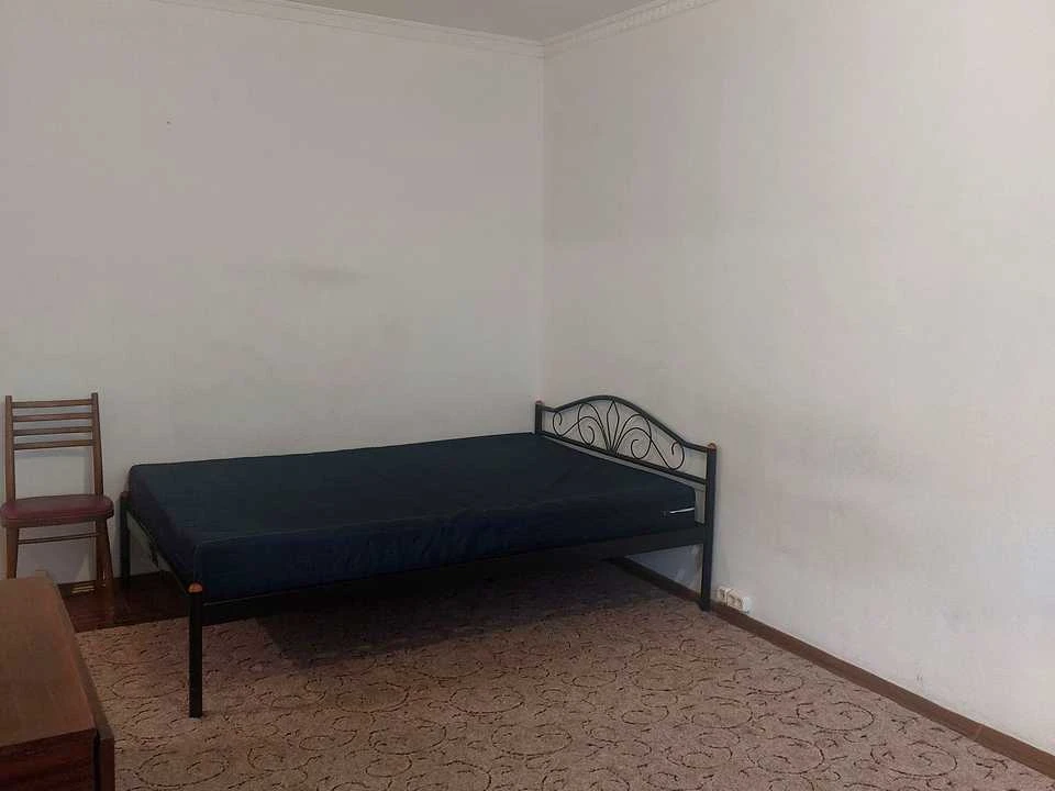 Apartment. Kharkiv, Peremohy Avenue.