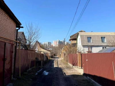 Ділянка. Ірпінь, вулиця Вишнева