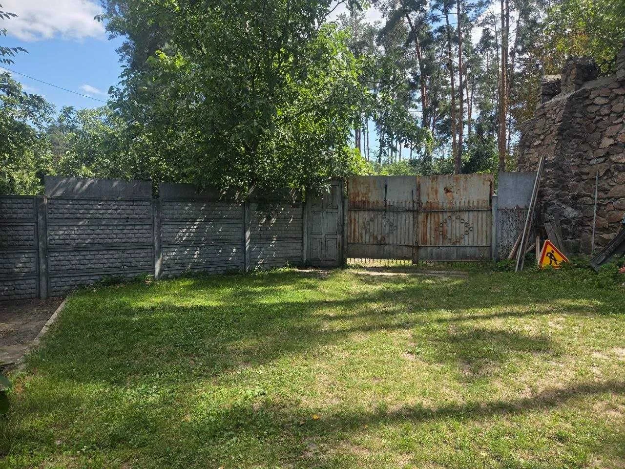 Продаж ділянки 18сот правильної форми в затишному місці