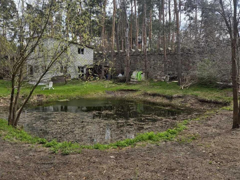 Ділянка. Ірпінь, Варшавська вул.