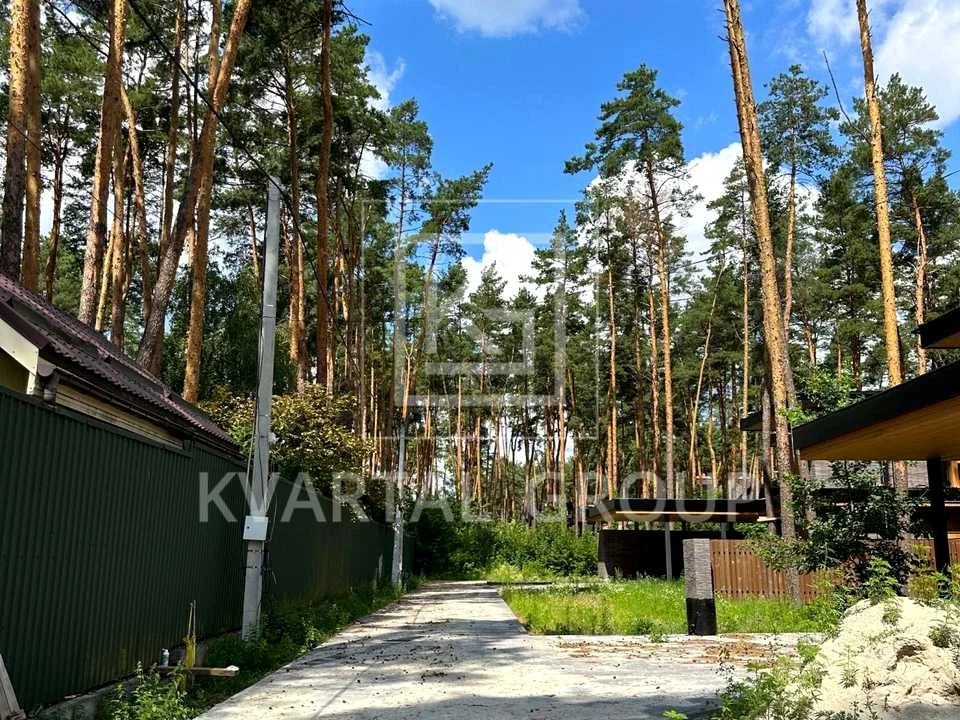 Ділянка. Ірпінь, Львівська вул.