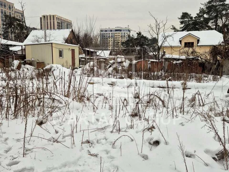 Ділянка. Ірпінь, Мінеральна вул.