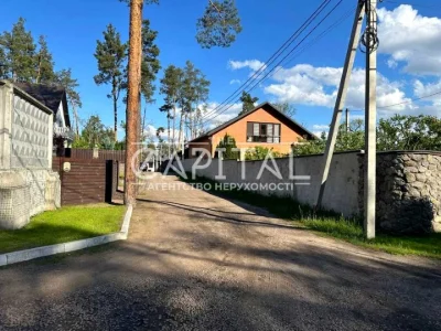 Ділянка. Ірпінь, Лугова вул.