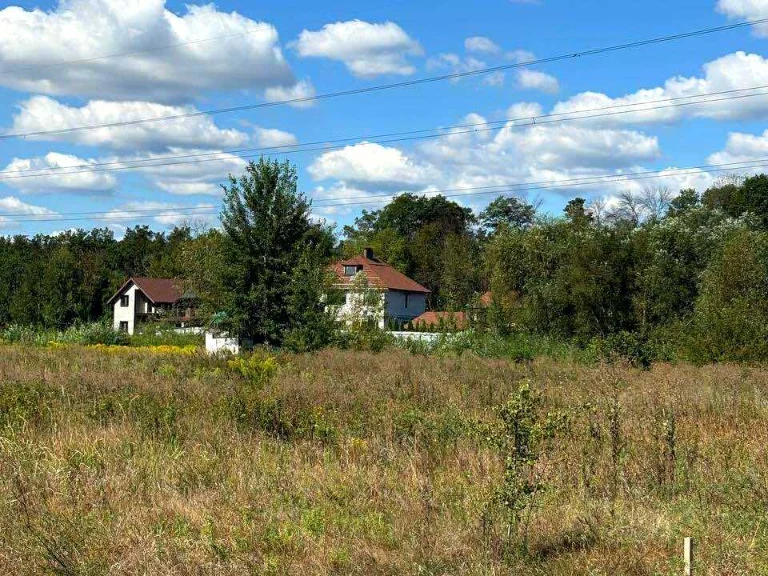 Ділянка. Ірпінь, Лугова вул.