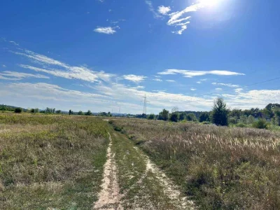 Ділянка. Ірпінь, Лугова вул.