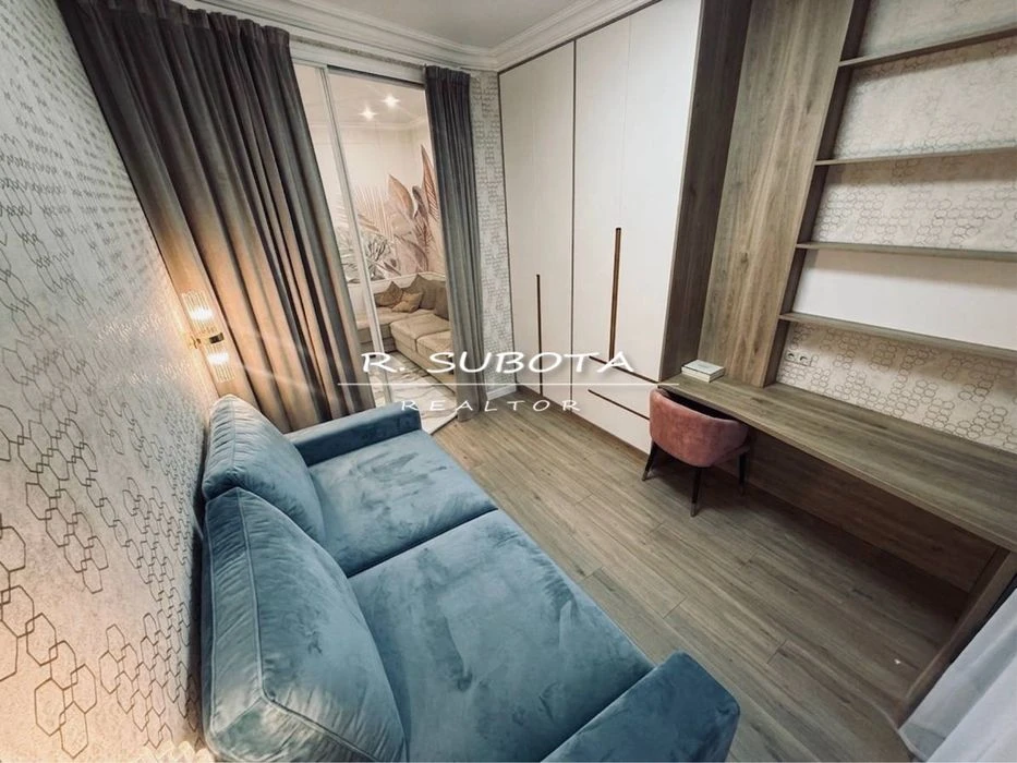 ID 3163 Продается 3.к. ЖК Комфорт Сити в 80м2 в центре Днепр