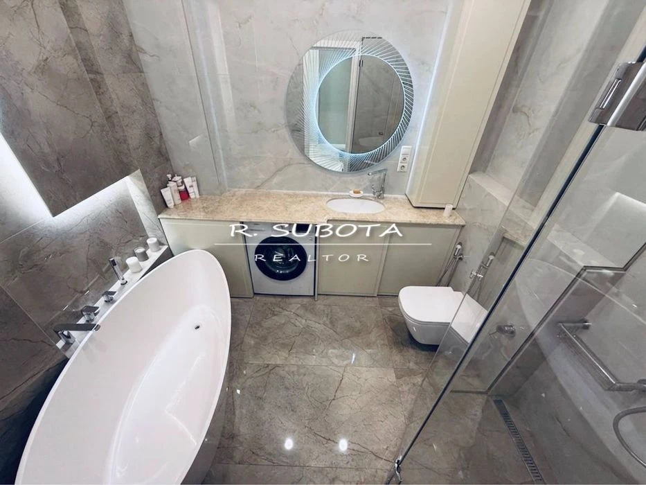 ID 3163 Продается 3.к. ЖК Комфорт Сити в 80м2 в центре Днепр