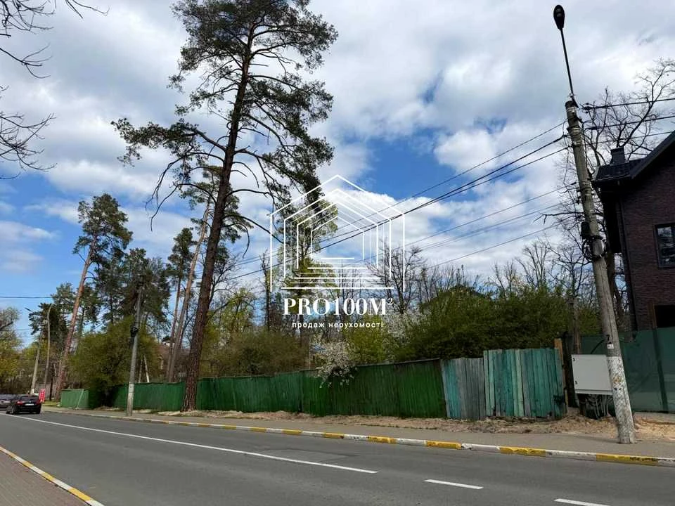 Ділянка. Ірпінь, Лисенка вул.