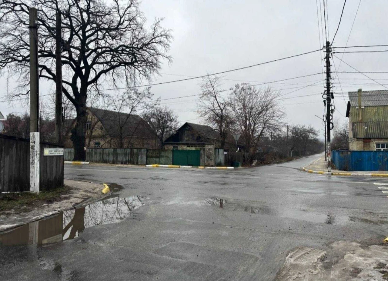 Продаж фасадної ділянки з проєктом Таунів в Ірпені вул. Севе