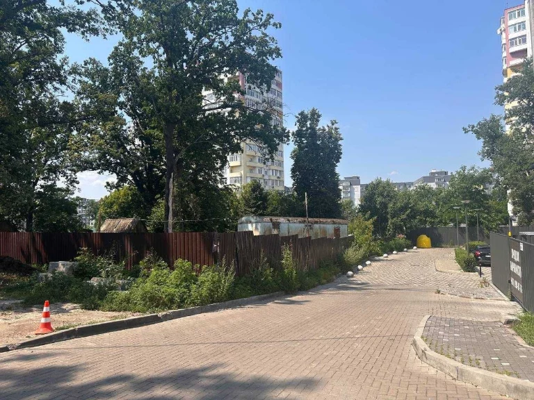 Кутова фасадна земельна ділянка, Ірпінь 20 соток!