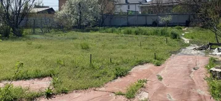 Продаж землі 6 соток в Бучі в топовій локації.