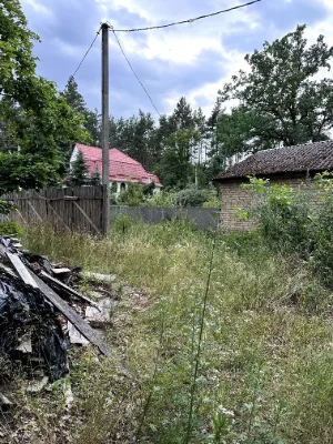 Ділянка з центральними комунікаціями в тихій місцевості Ірпе