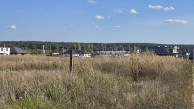 Ділянка 10 соток (поле біля дресирувального центру Дред)