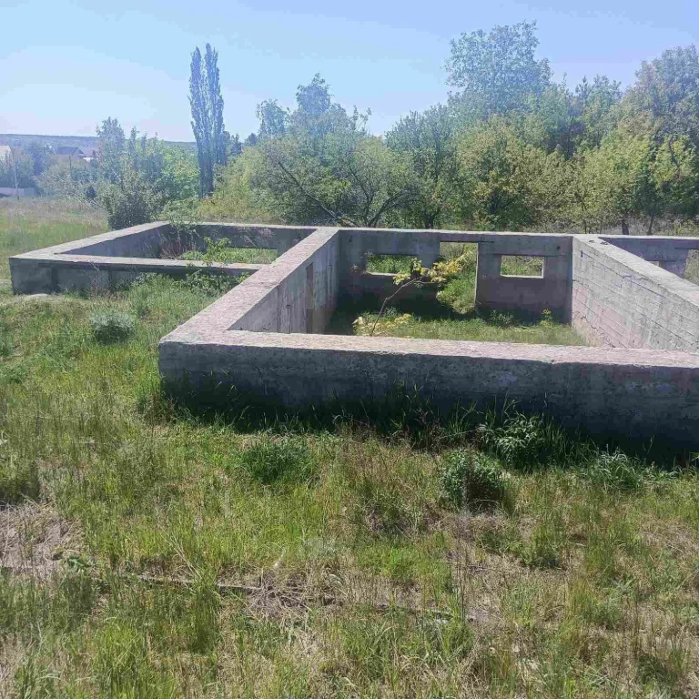 Продаються земельна ділянка,з архітектурним планом  з дозвіл