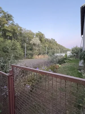 земельну ділянку під забудову