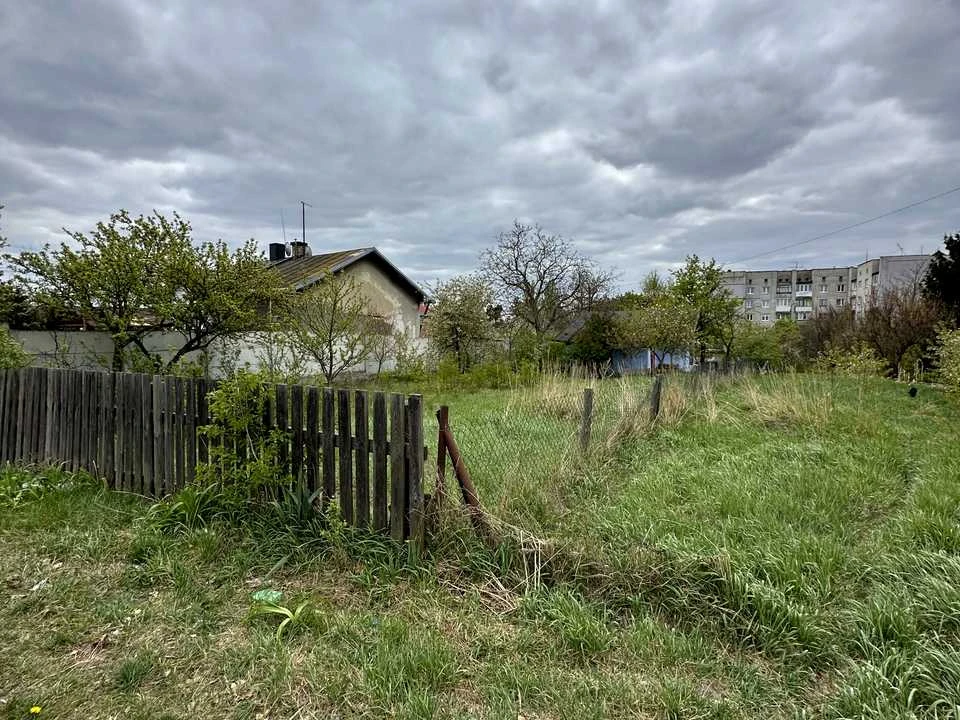 Ділянка. Жовква