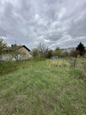 Продаж зем.-діл під забудову в Жовкві (центр)