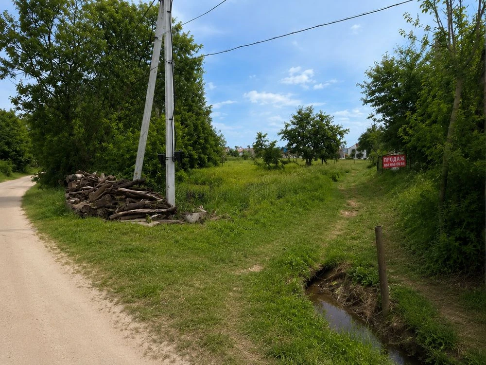 Продаж ділянки у Мостиськах