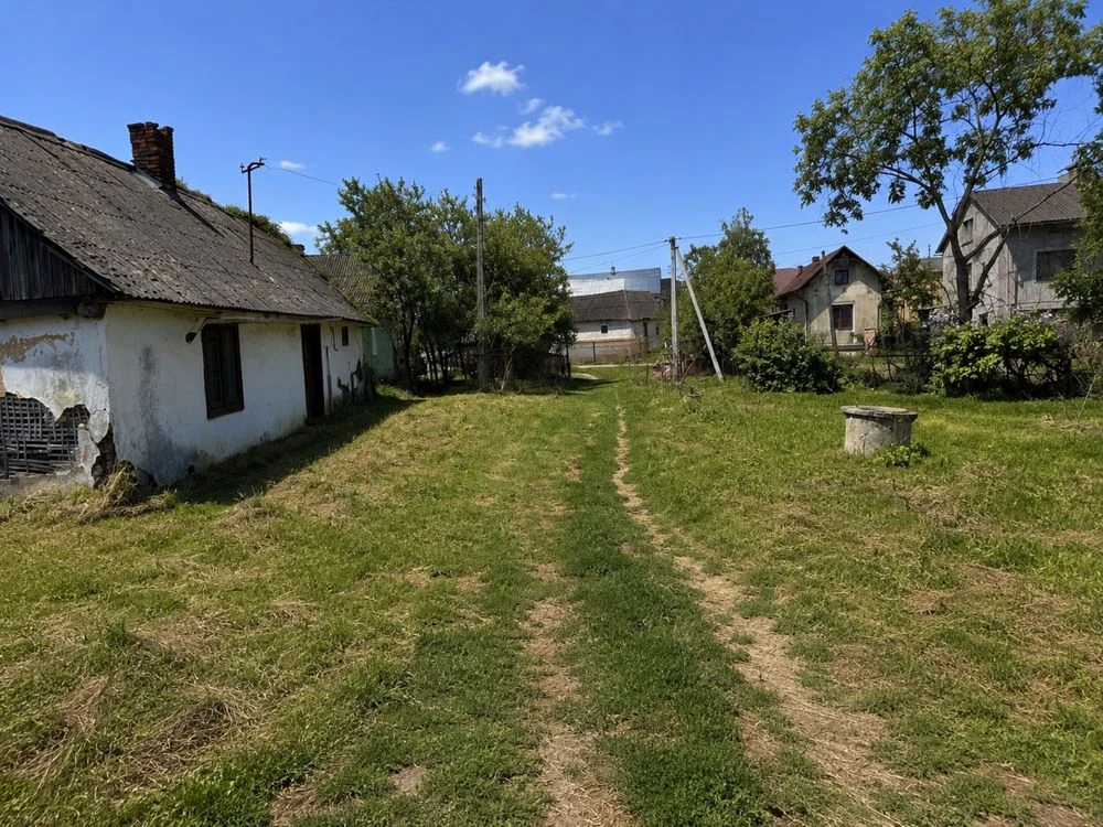 Продаж ділянки у Мостиськах
