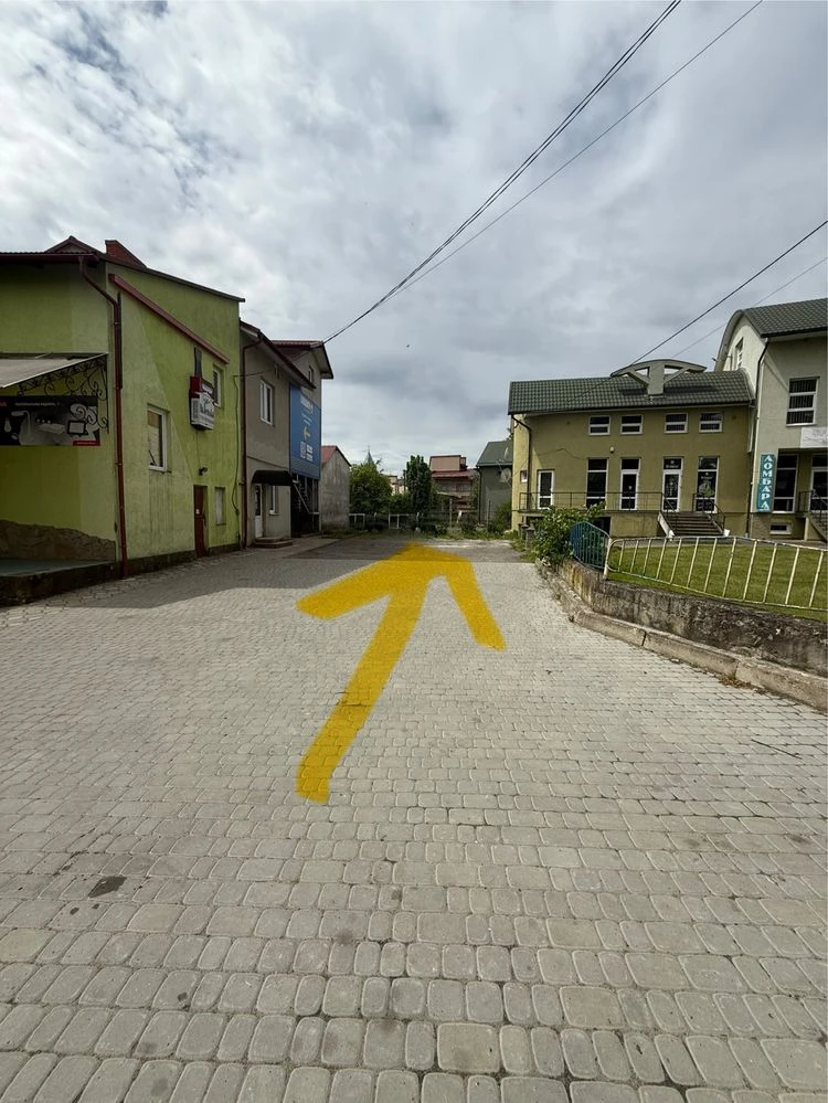 Земельна ділянка в центрі м.Мостиська