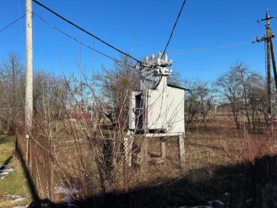 Продаж земельної  ділянки комерційного призначення та склад