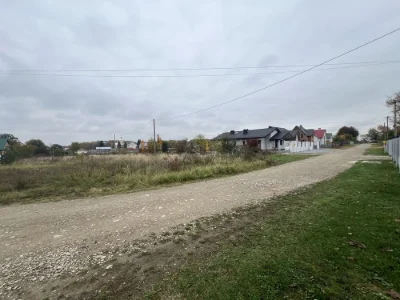 Земельна ділянка під житлову забудову 16,1 сотки, кутова. Св
