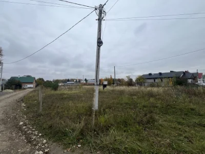 Земельна ділянка під житлову забудову 16,1 сотки, кутова. Св
