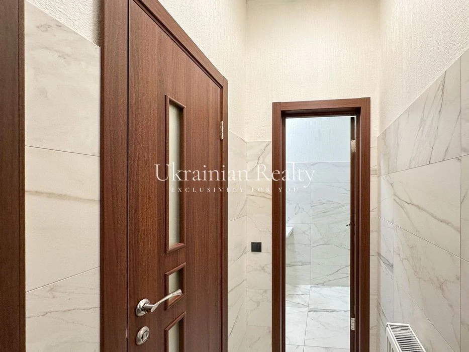 Apartment in the heart of historical Podil - Vozdvyzhenska St., 50