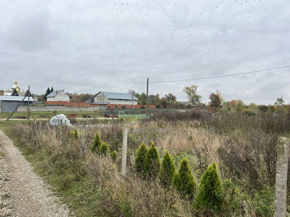 Земельна ділянка під житлову забудову 16,1 сотки, кутова. Св