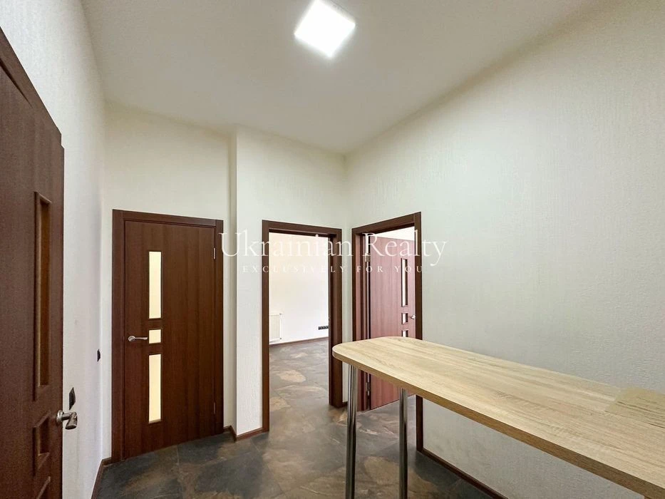 Apartment in the heart of historical Podil - Vozdvyzhenska St., 50