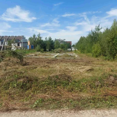 Продам земельну ділянку з фундаментом