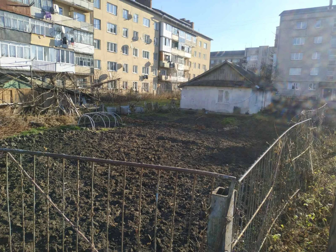 Ділянка в центрі міста