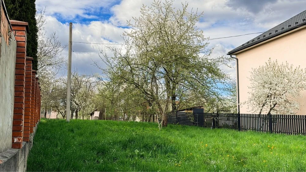 Продається земельна ділянка в Трускавці з видом на ліс
